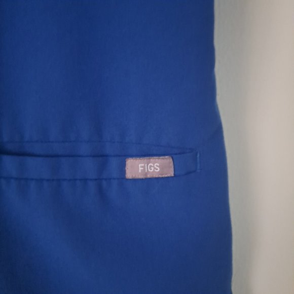 FIGS Women's Technical Collection Casma Royal Blue Scrub Top Sz XXS - Picture 6 of 7